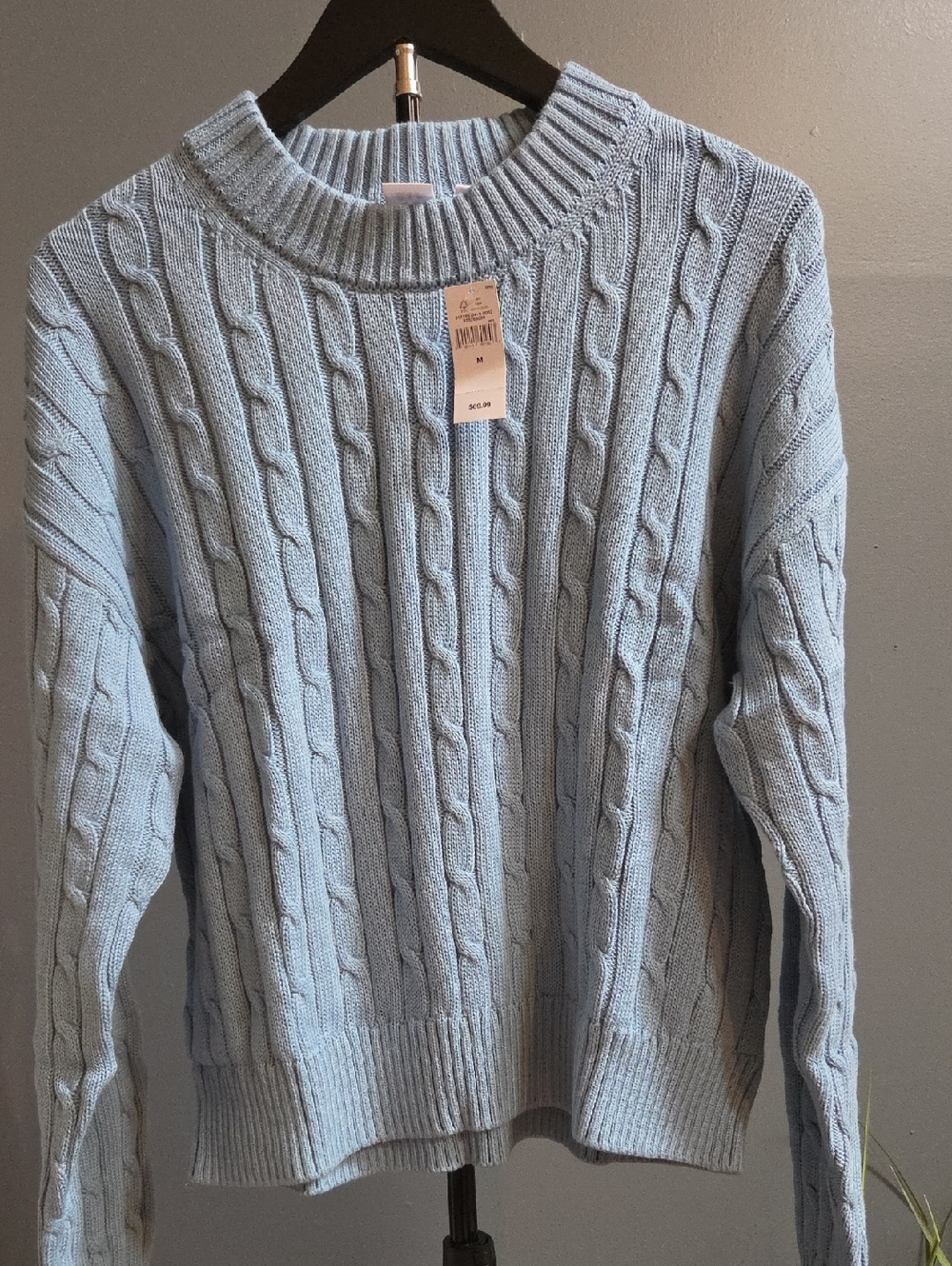GAP Womens- Blue Cable Knit Crewneck Sweater Size Medium. NWT/Plastic Wrapped.